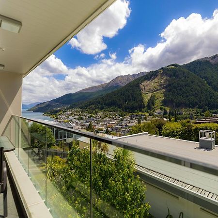Appartamento Stylish Haven Luxury Interiors In Prime Location Distretto di Distretto di Queenstown Esterno foto